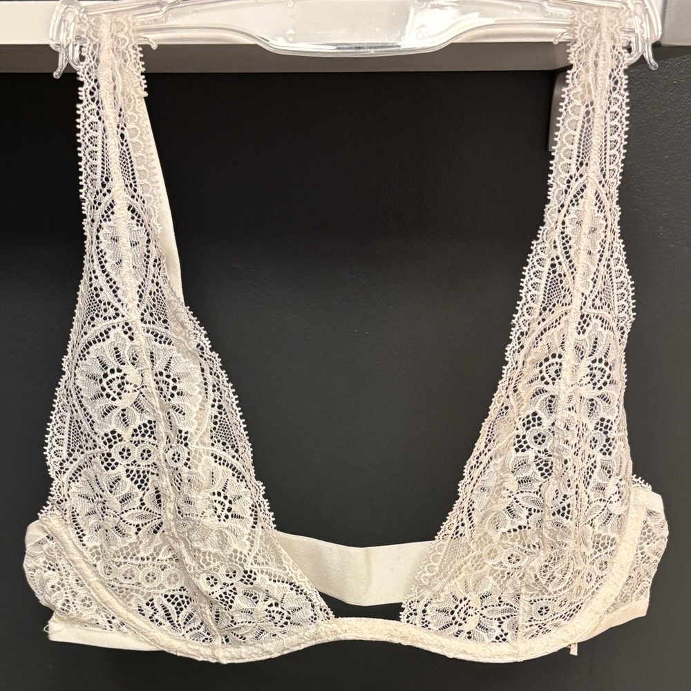 Free People Lace Bralette Size Medium Color Ivory